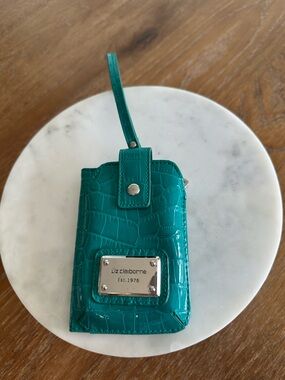 Liz Claiborne Teal Faux-Croc Wristlet Phone Case with Strap